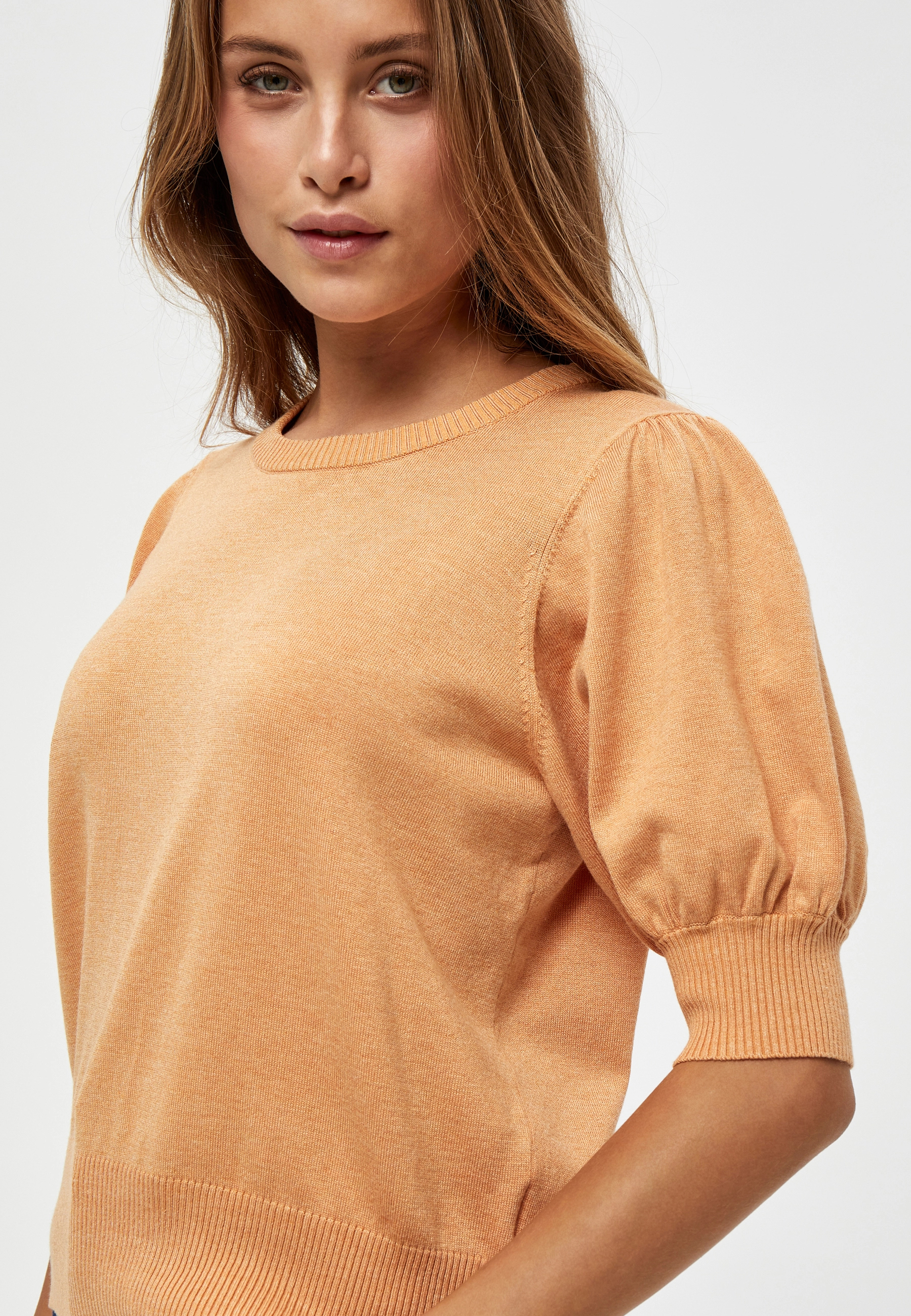 Minus - Liva Strik T-Shirt - kortærmede bluser - apricot tan melange - 4