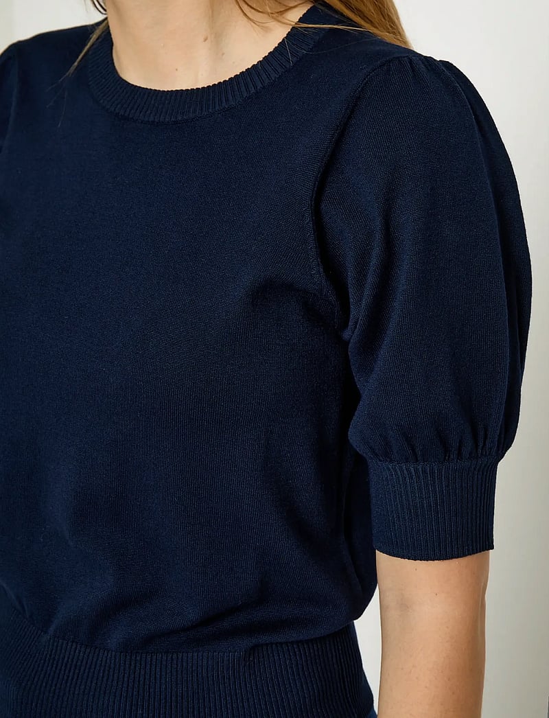 Minus - Liva Strik T-Shirt - kortærmede bluser - black iris solid - 3