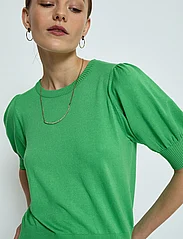 Minus - Liva Strik T-Shirt - sweaters - golf green - 5
