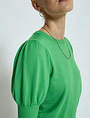 Minus - Liva Strik T-Shirt - gensere - golf green - 6
