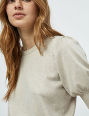 Minus - Liva Strik T-Shirt - swetry - sand gray melange - 4