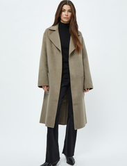 Minus - Chantal coat - pitkät talvitakit - mineral gray - 4