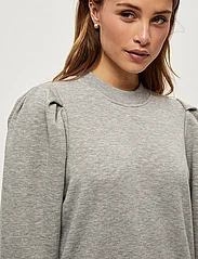 Minus - Mika Langærmet Sweatshirt - hoodies - light grey melange - 4