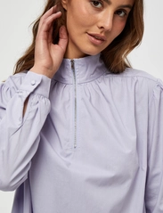 Minus - Meria Dress - skjortekjoler - cosmic lavender - 4