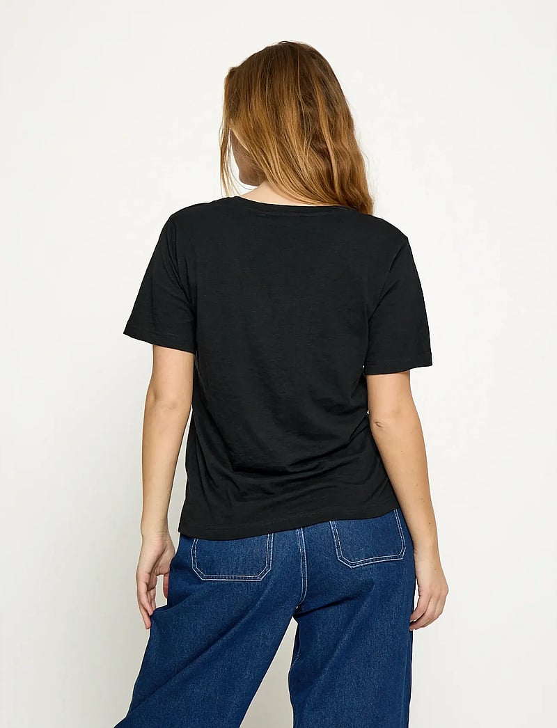 Minus - Leti V-hals T-shirt - t-shirts - sort - 3