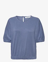 Minus - Addilyn Top - t-shirts - denim blue - 0