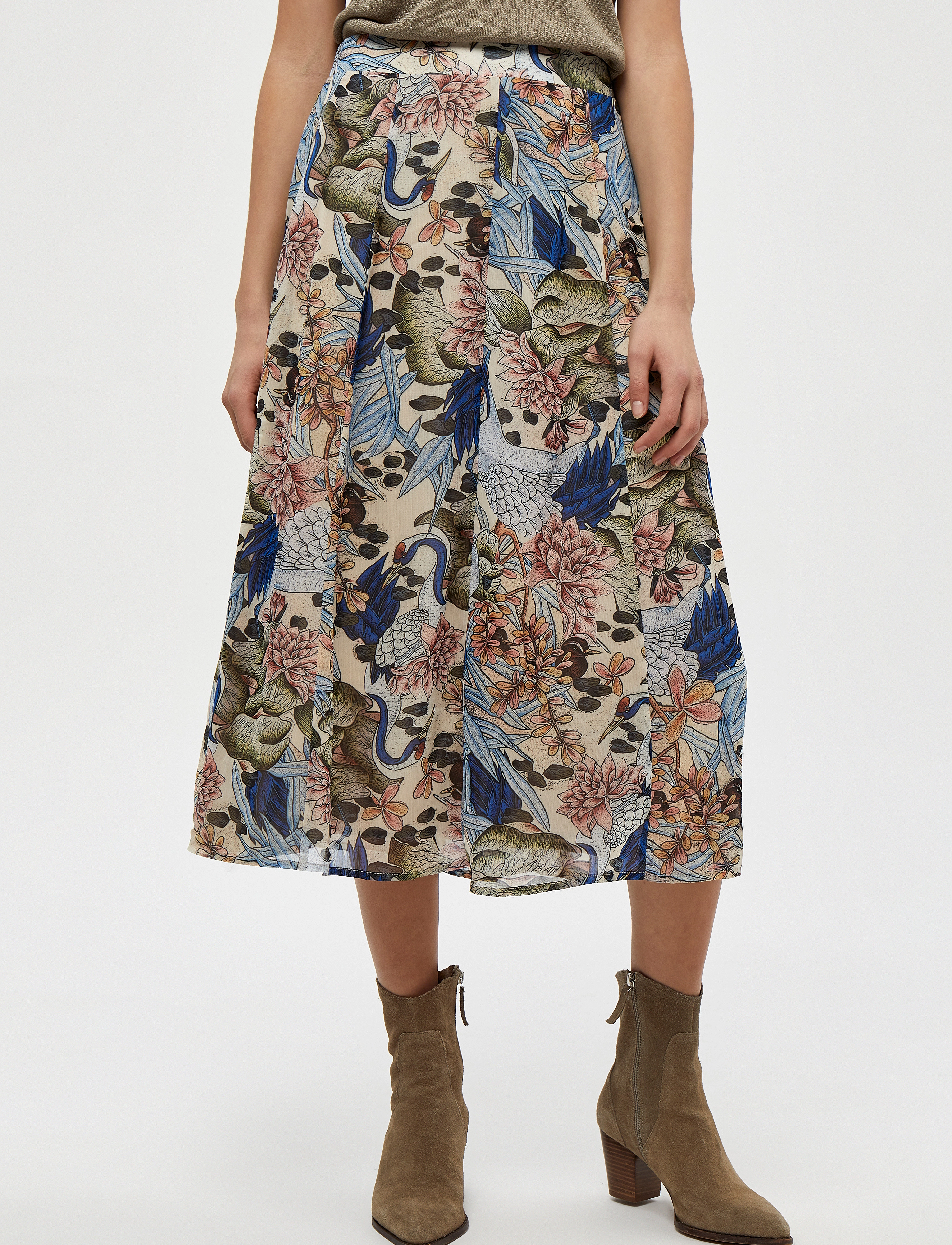 Minus - Vinja Skirt - green field flower print - 2