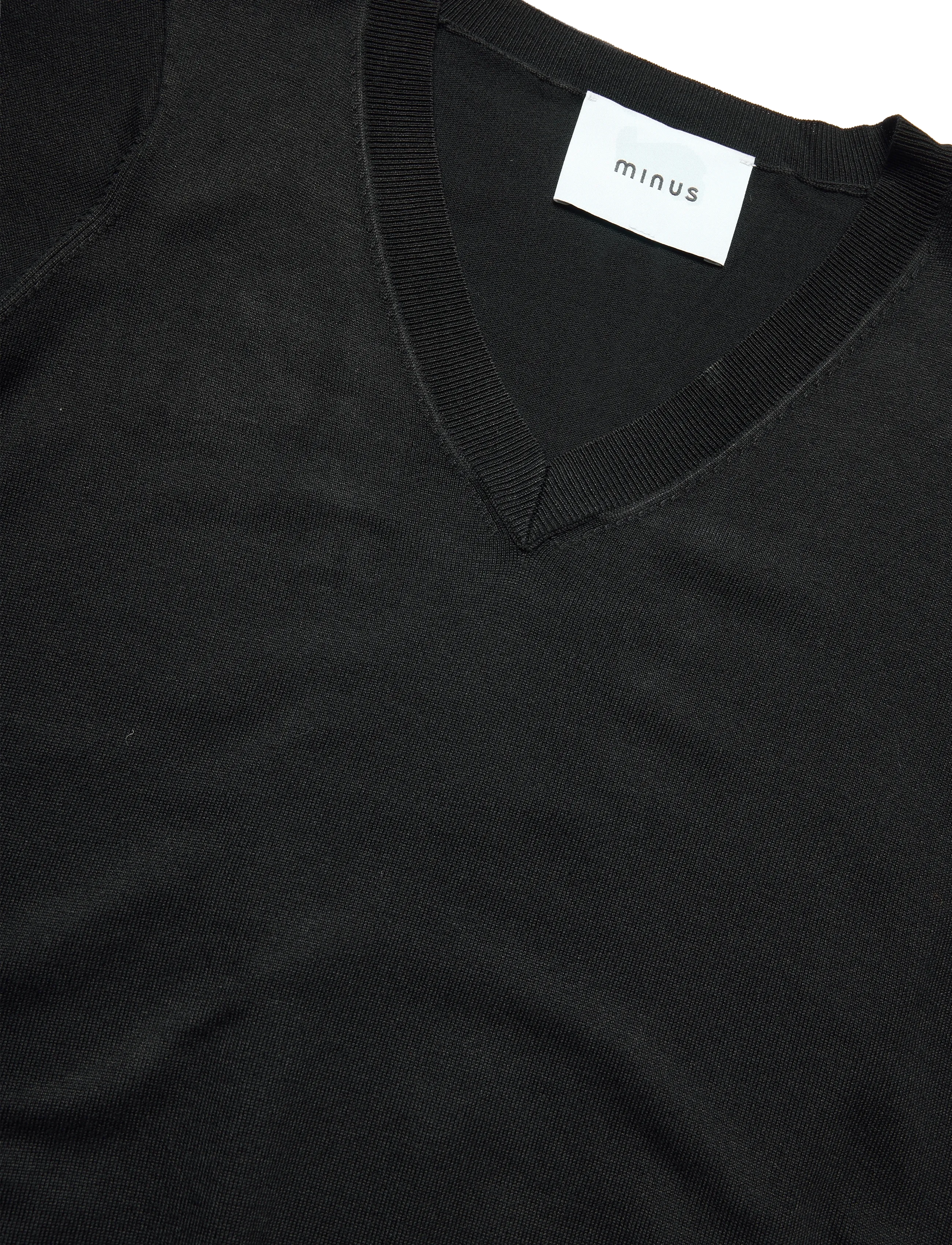 Minus - Milla V-hals Strik T-shirt - džemperiai - sort - 5