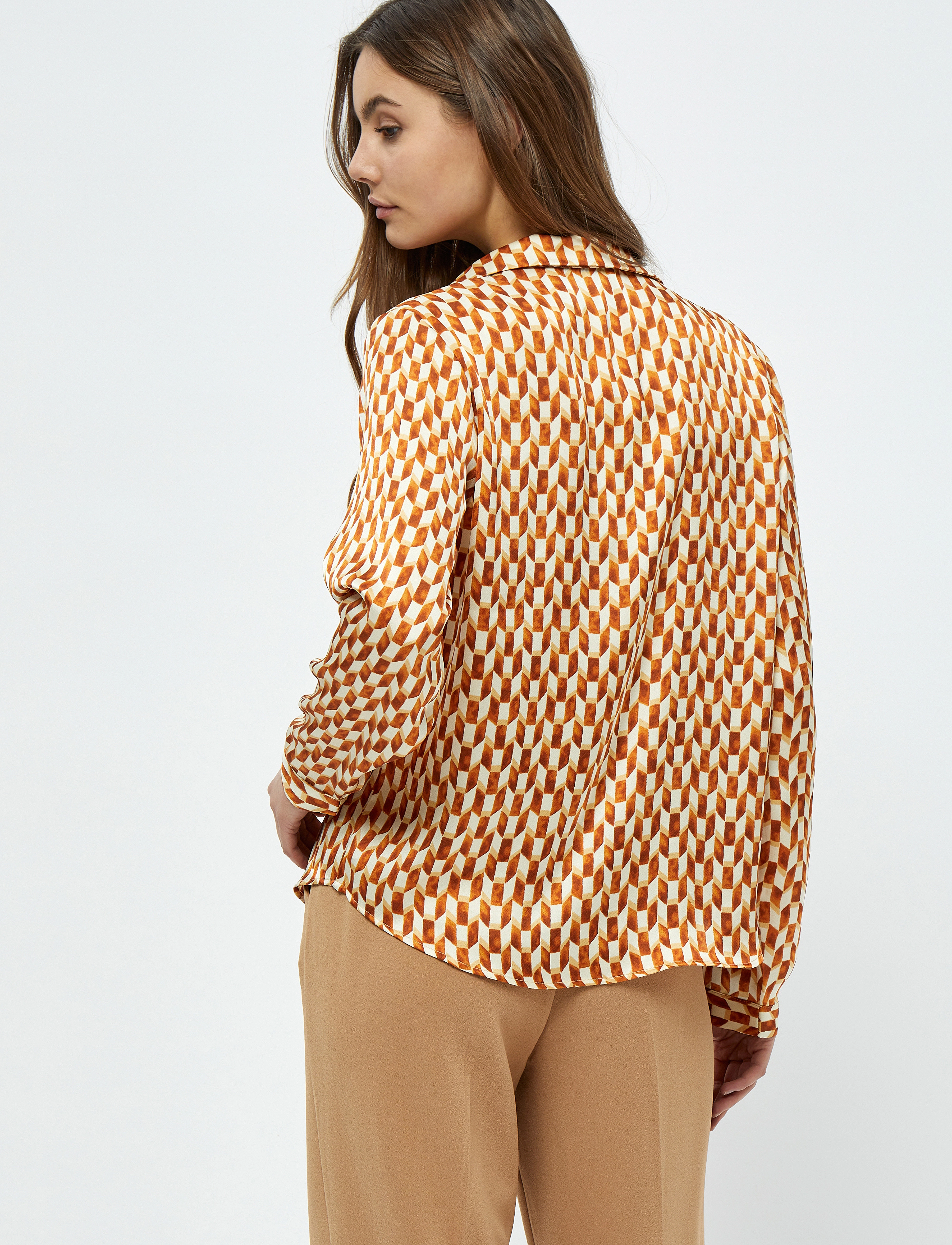 Minus - Kassaria GRS Blouse 2 - desert sand graphic print - 3