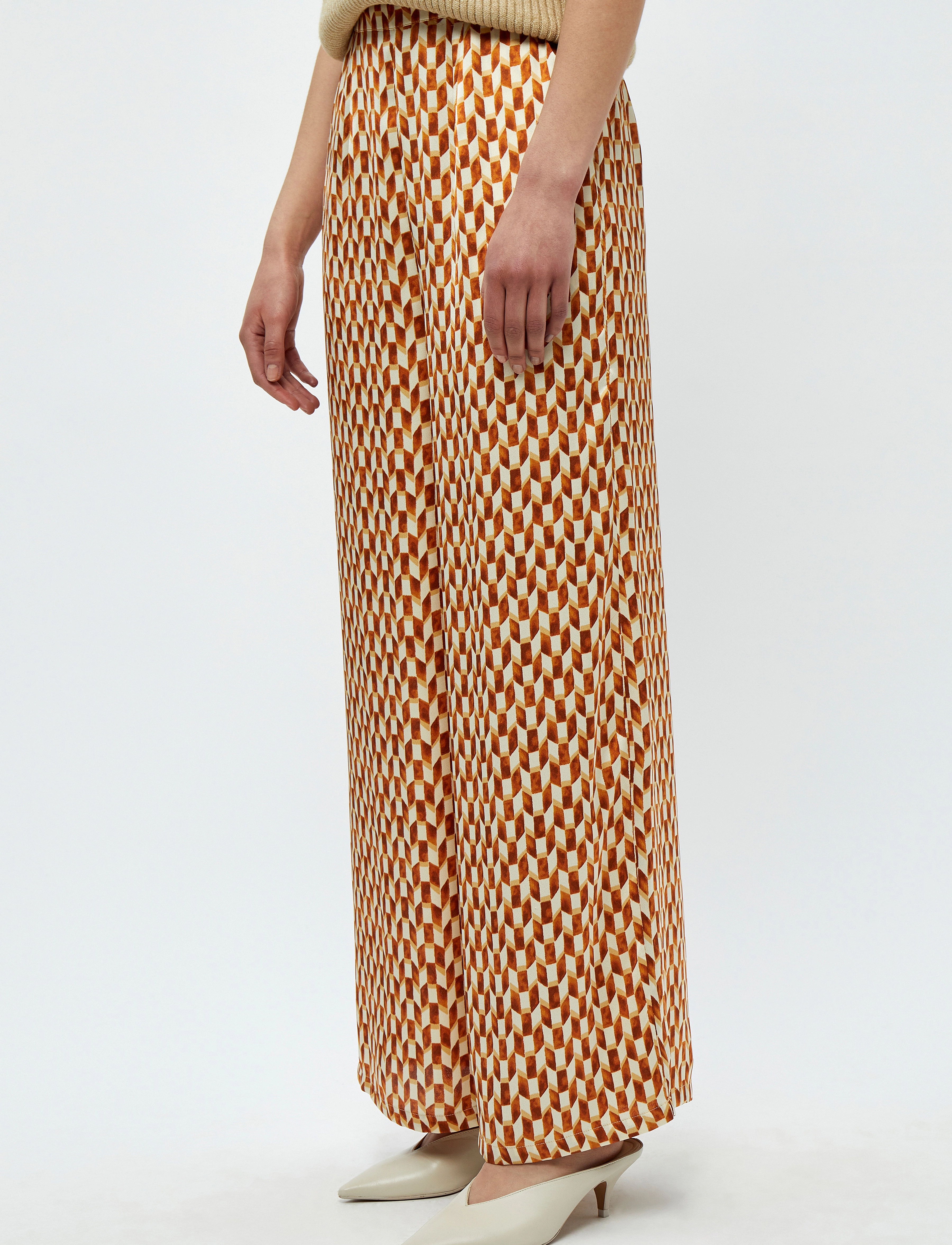 Minus - Kassaria GRS Pants 3 - desert sand graphic print - 2