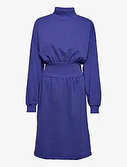 Minus - Halia Sweat Dress 1 - midikjoler - royal blue - 0