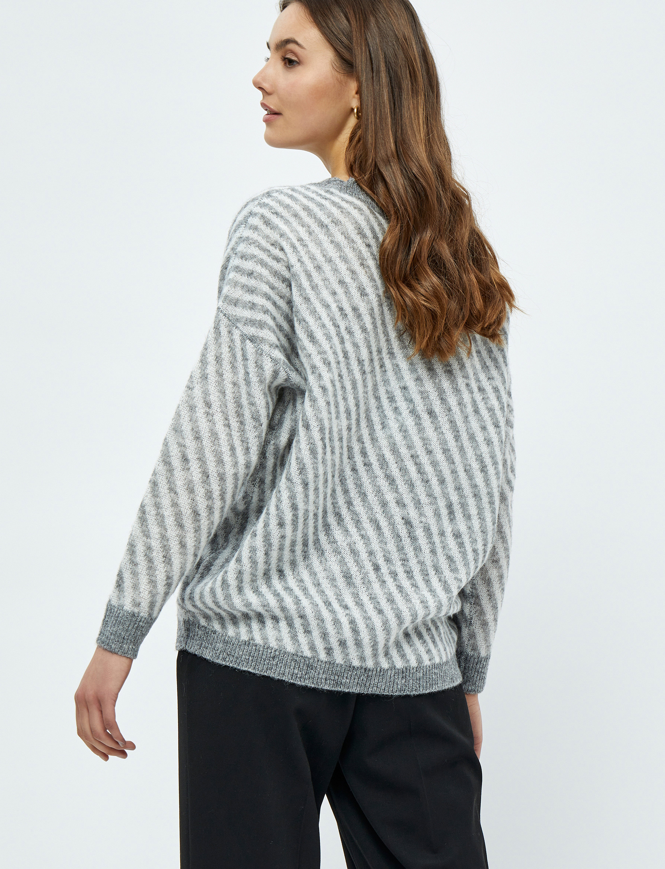 Minus - Stormy Knit Pullover - grey striped - 3