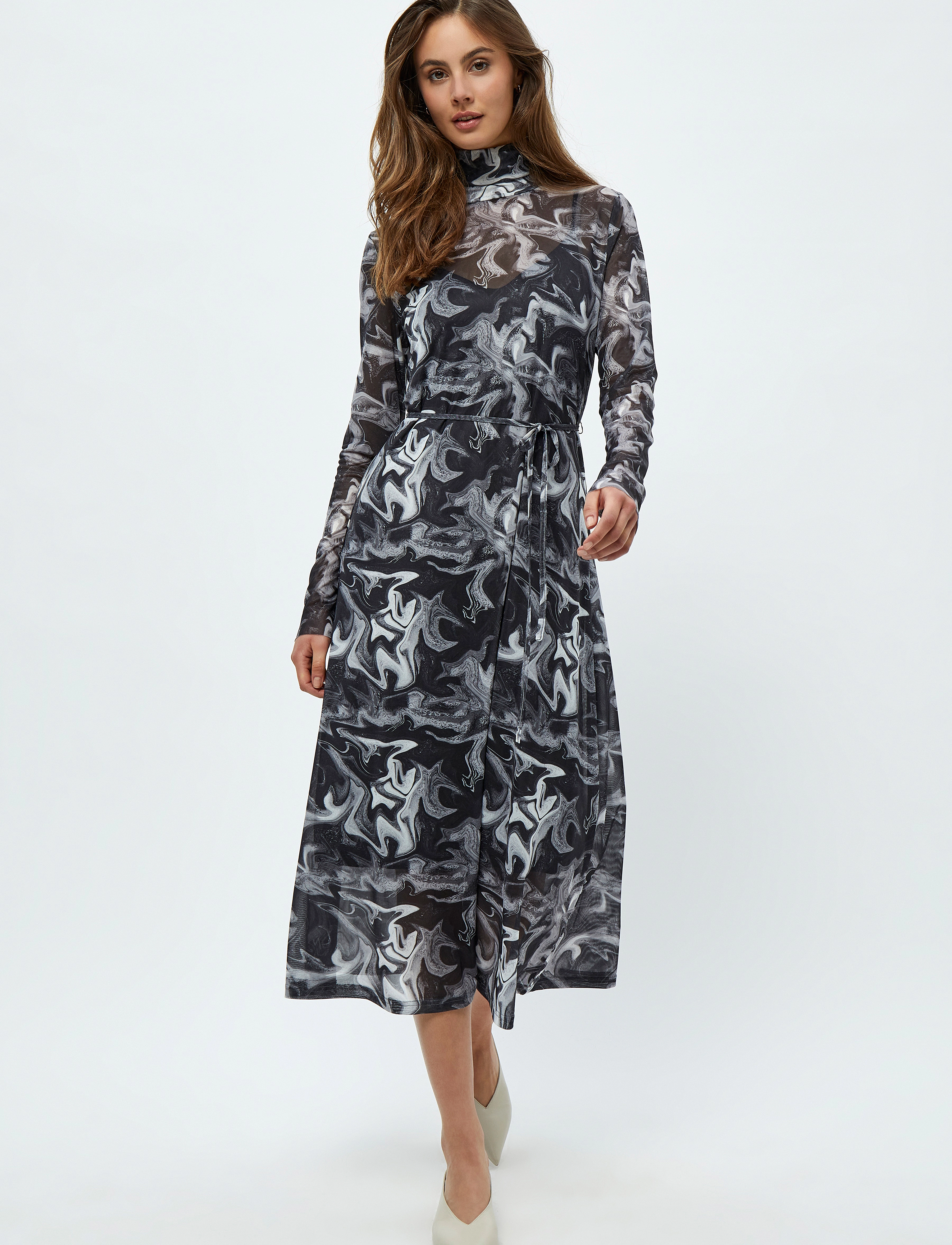 Minus - Divia dress 2 - black swirl print - 5