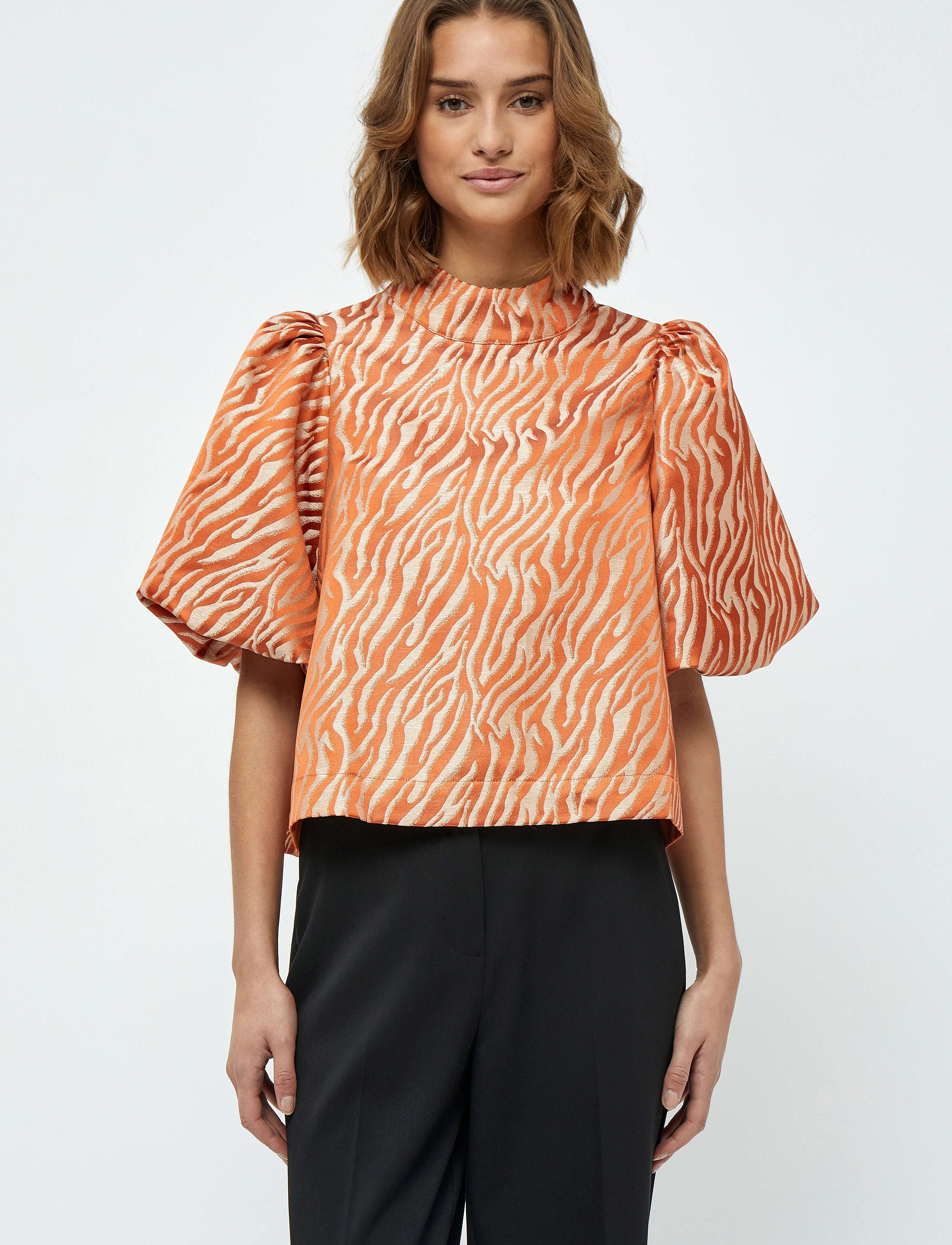 Minus - Emmalia Bluse - mandarin orange print - 2