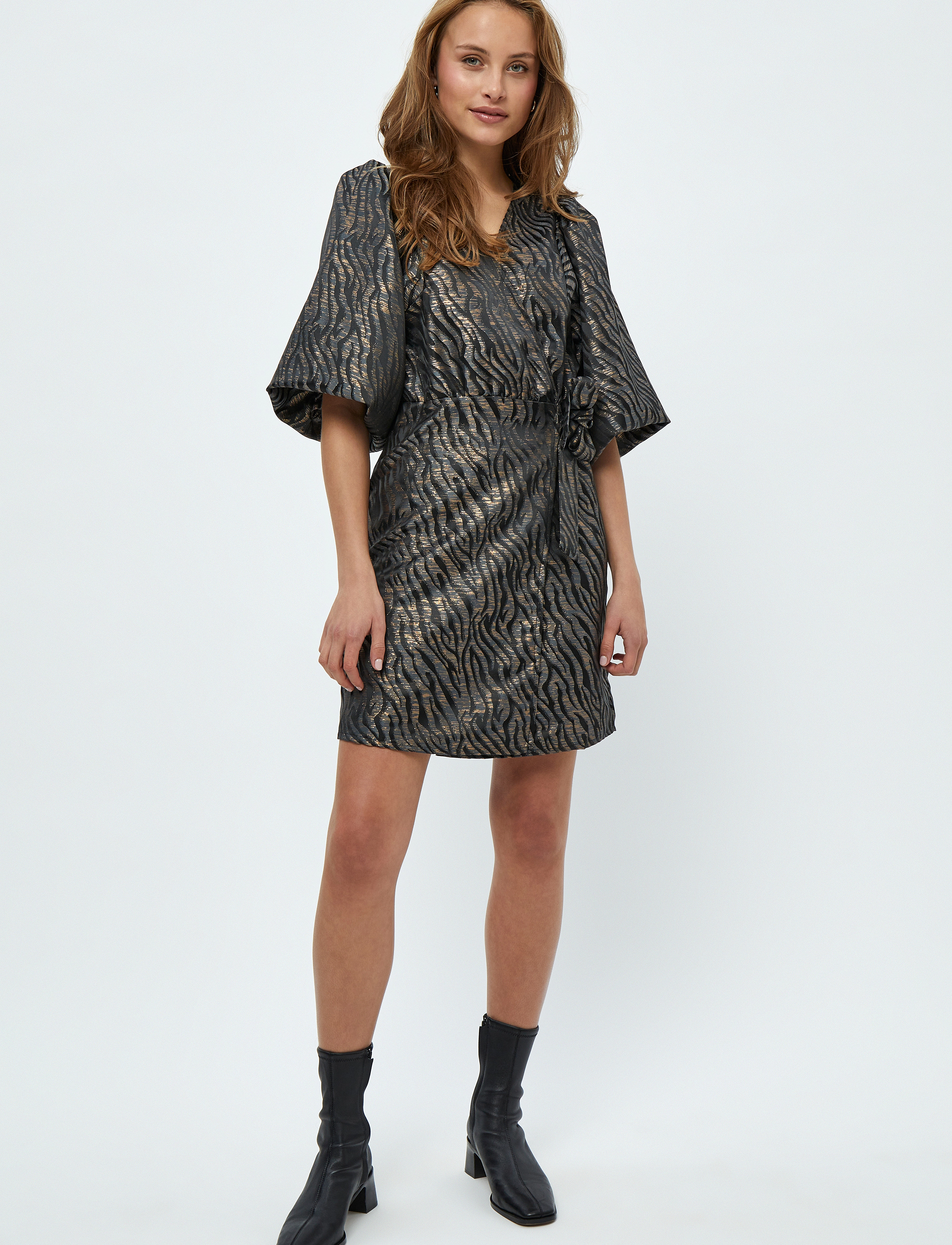 Minus - Emmalia Kjole - black print - 4