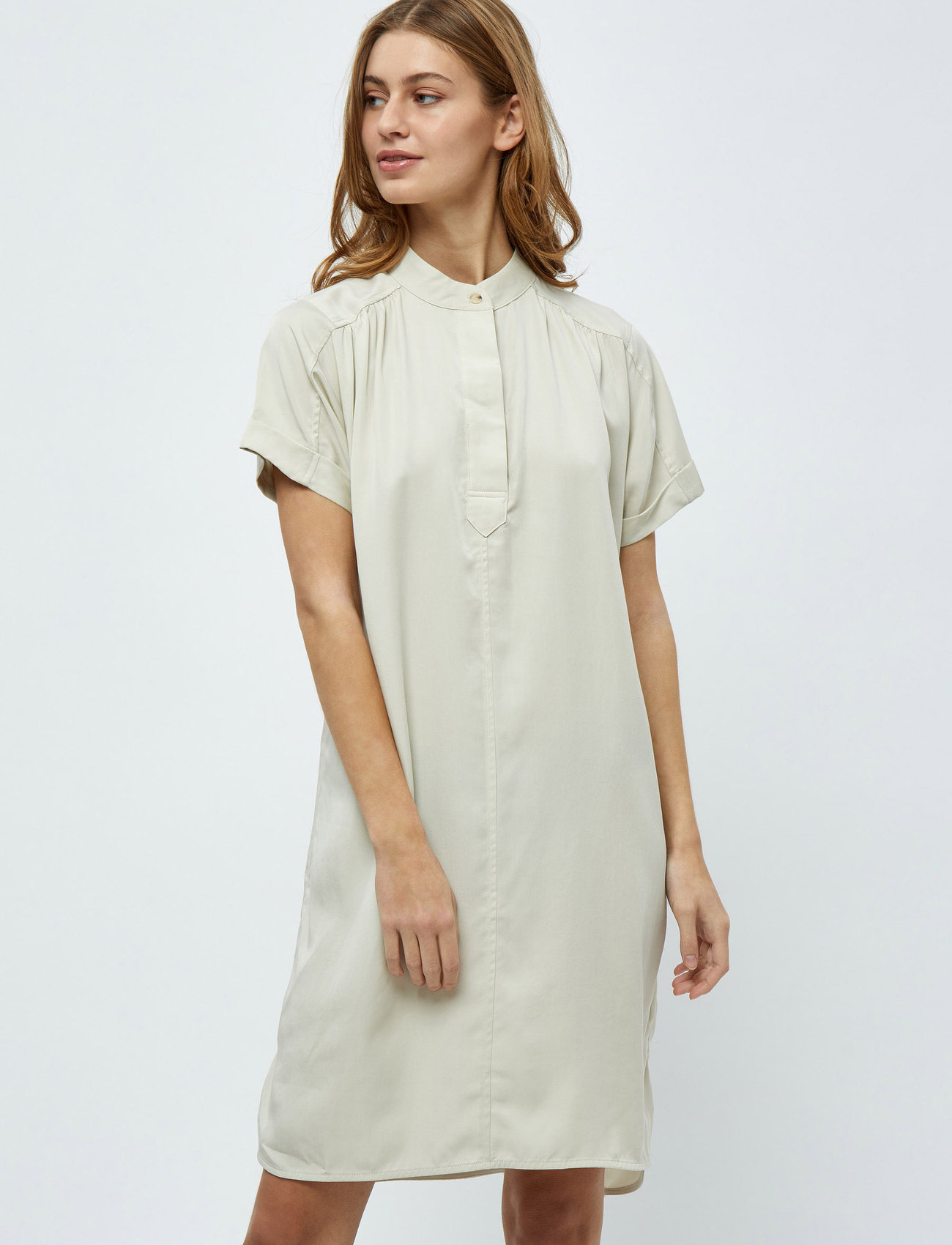 Minus - Nilin Shirt Dress 1 - sommarklänningar - light birch - 0