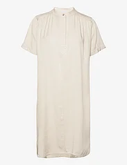 Minus - Nilin Shirt Dress 1 - sommarklänningar - light birch - 2