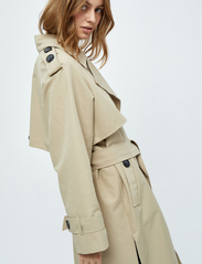 Minus - Andrea Trenchcoat - spring jackets - feather gray - 7