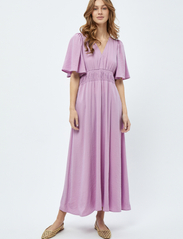 Minus - Megara Maxi Dress - sommarklänningar - lupine purple - 3