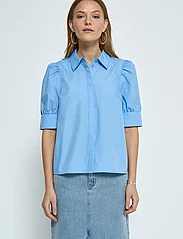 Minus - Molia Skjorte - kurzärmlige hemden - blue bonnet - 2