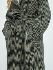 Minus - MSNatalie Woolen Belted Coat - winter coats - jungle green - 4