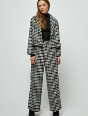 Minus - MSRenete High Waisted Wide Leg Pant - wide leg trousers - black checked - 6