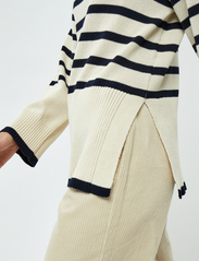 Minus - Leonie Collar Knit Pullover - jumpers - gardenia stripe - 8