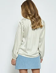 Minus - MSSelva V-Neck Blouse - long-sleeved blouses - light birch - 3