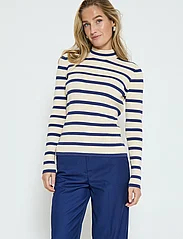 Minus - MSMaluma High Neck Knit Pullover - swetry - blue depths striped - 0