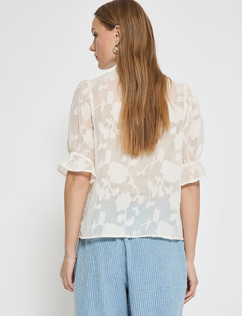 Minus - MSRekira V-Neck Blouse - bluzki z krótkim rękawem - light birch - 3