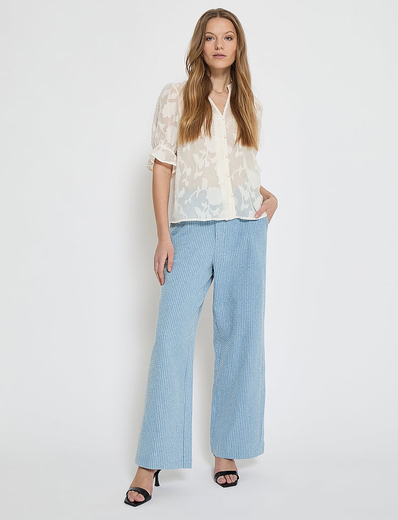 Minus - MSRekira V-Neck Blouse - bluzki z krótkim rękawem - light birch - 5