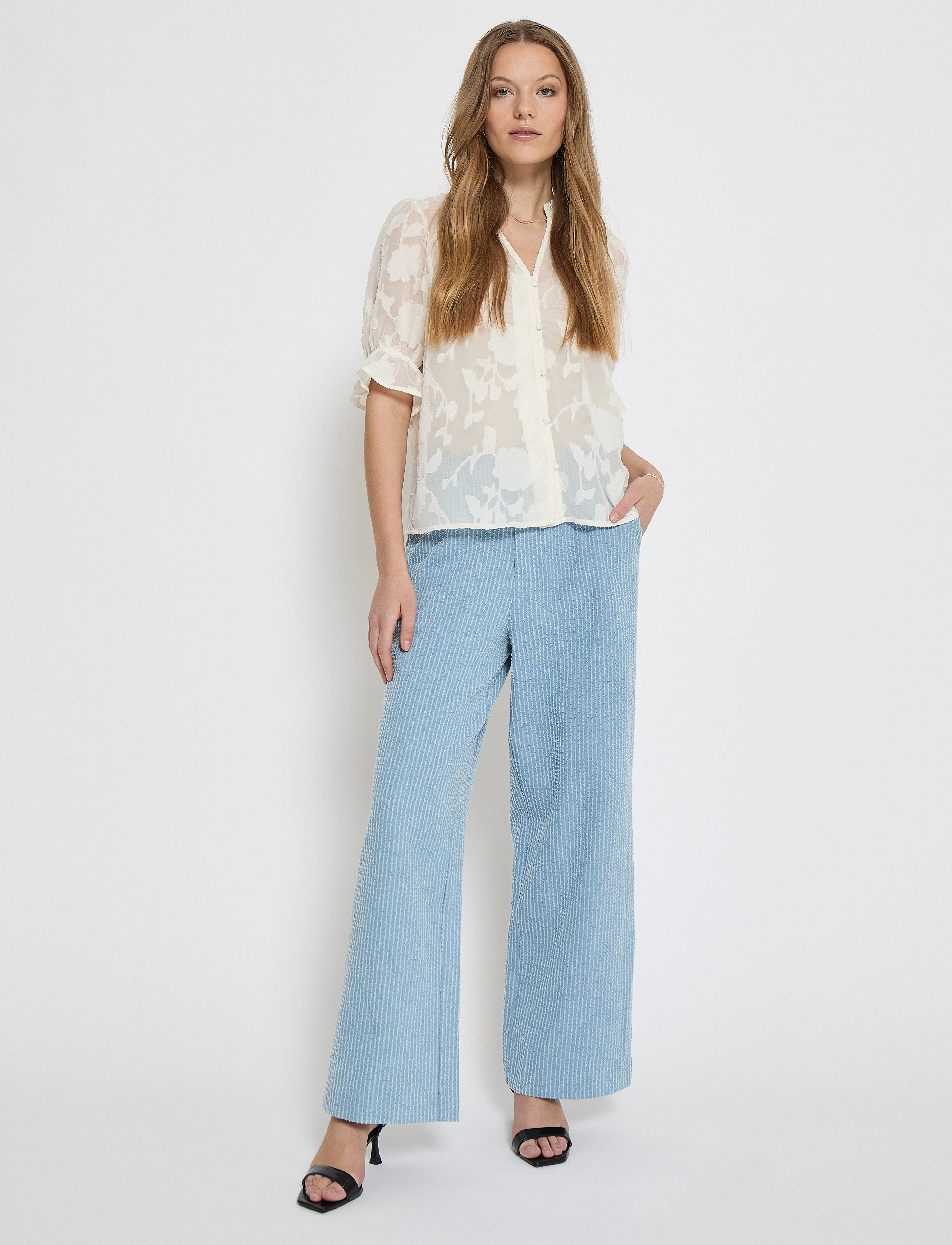Minus - MSRekira V-Neck Blouse - light birch - 5