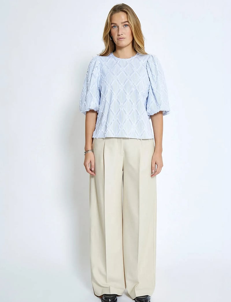Minus - MSAstra Short Sleeve Blouse - palaidinės trumpomis rankovėmis - ice blue stripe - 4
