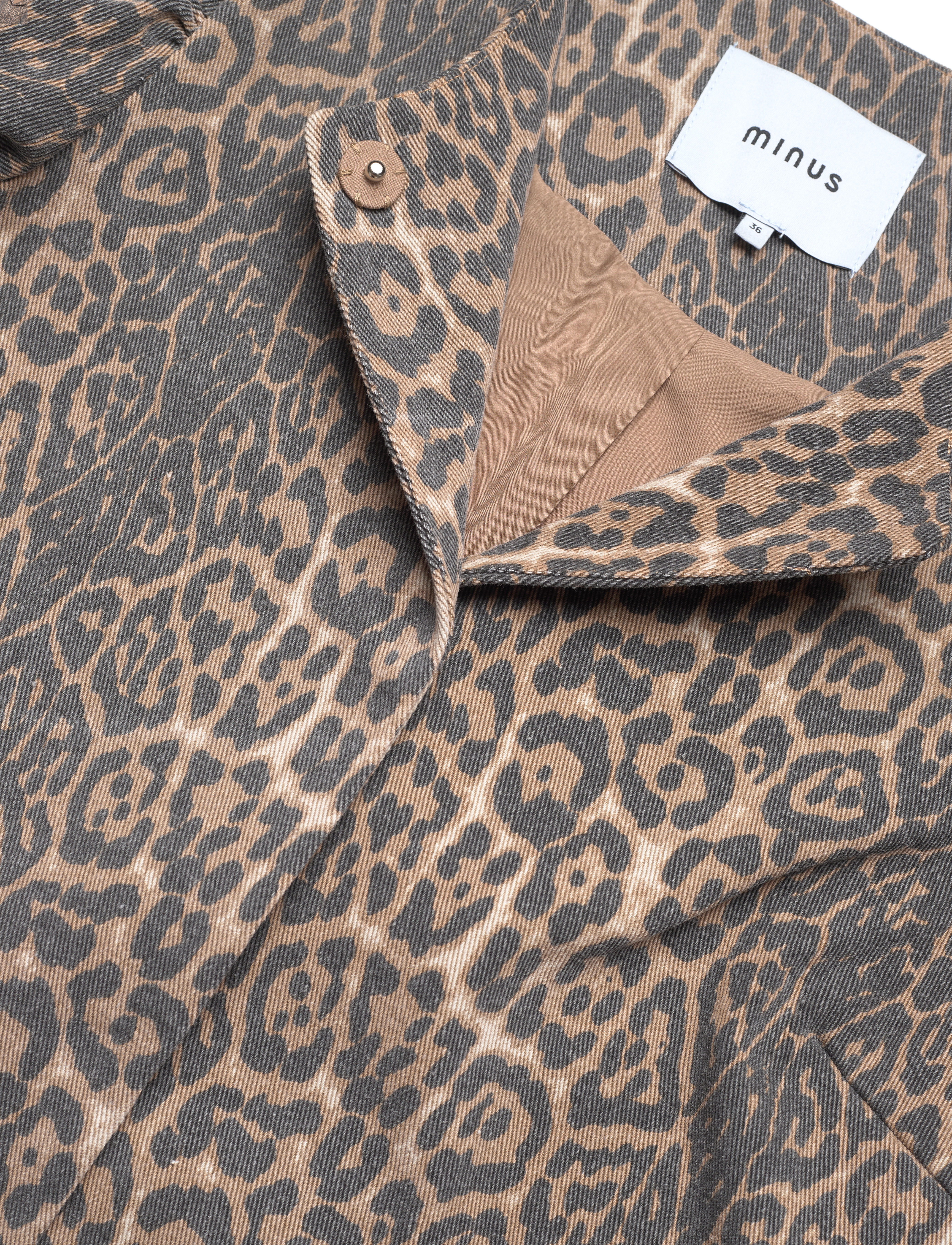 Minus - MSRana Short Jacket - jeansjacken - brown leo print - 2
