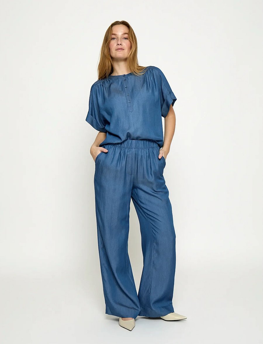 Minus - MSMirja Mid Waist Pant - leveälahkeiset housut - mid blue - 4