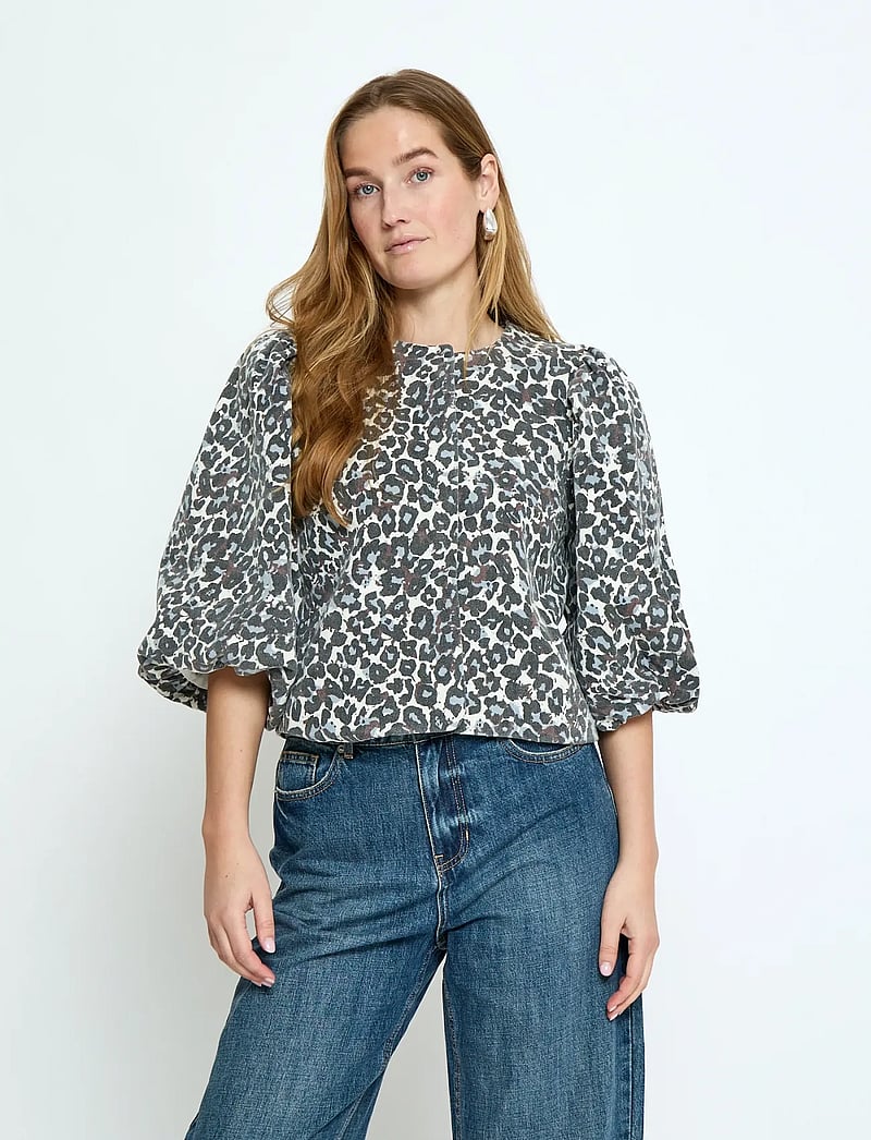 Minus - MSMalli Short Jacket - kevadjoped - skyway blue leo print - 0