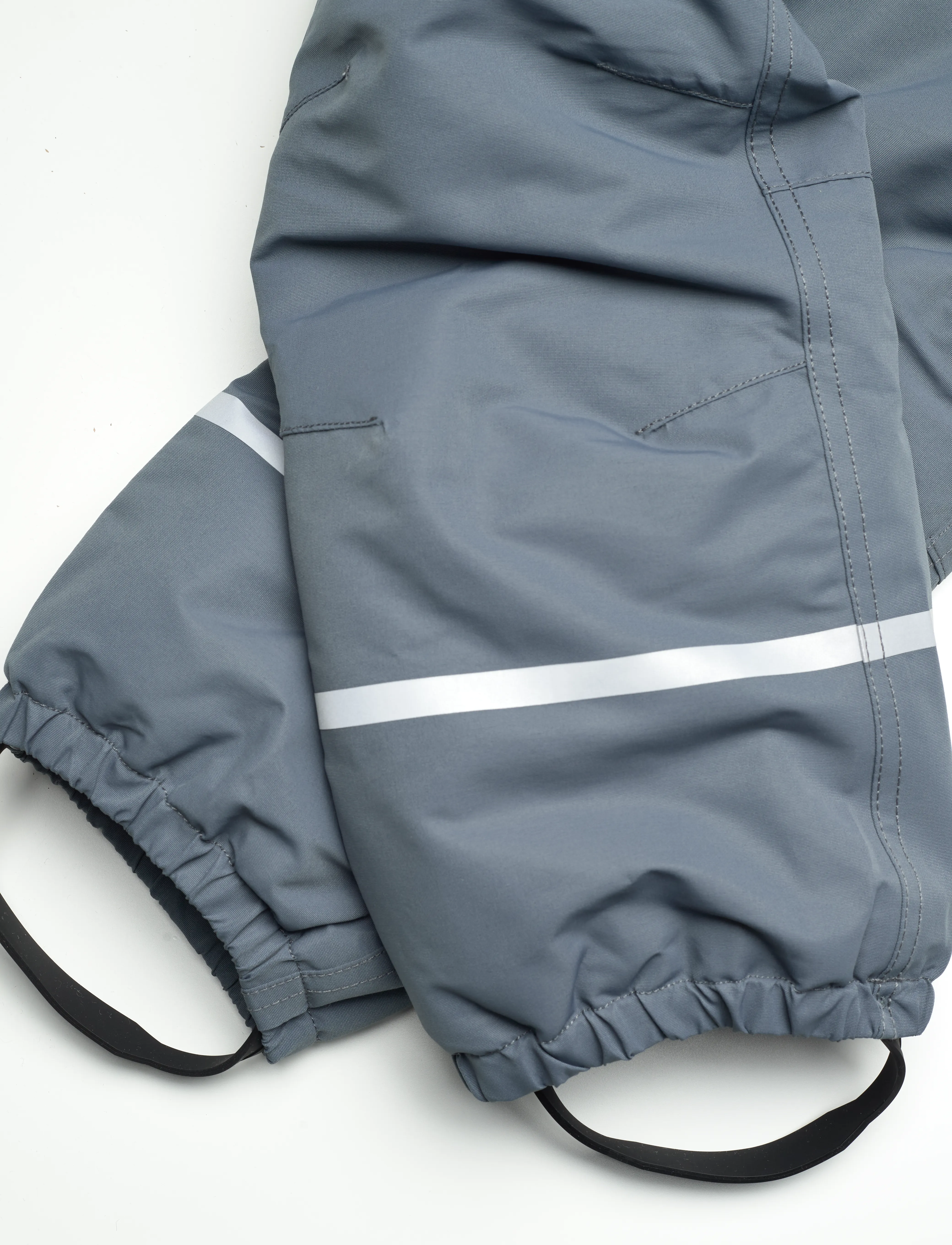 Minymo - Snow Pants - stormy weather - 4