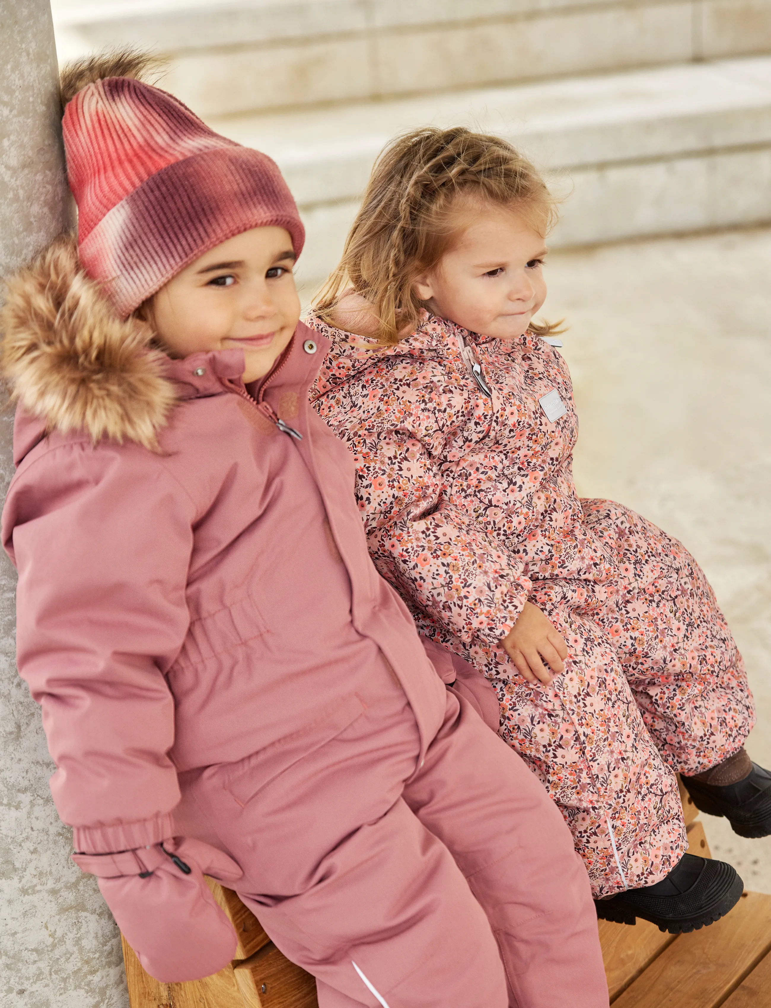 Minymo Hat W. Fixed Pom Pom, Børn, Pom Pom Hue, Rød, Str: 3-6Y