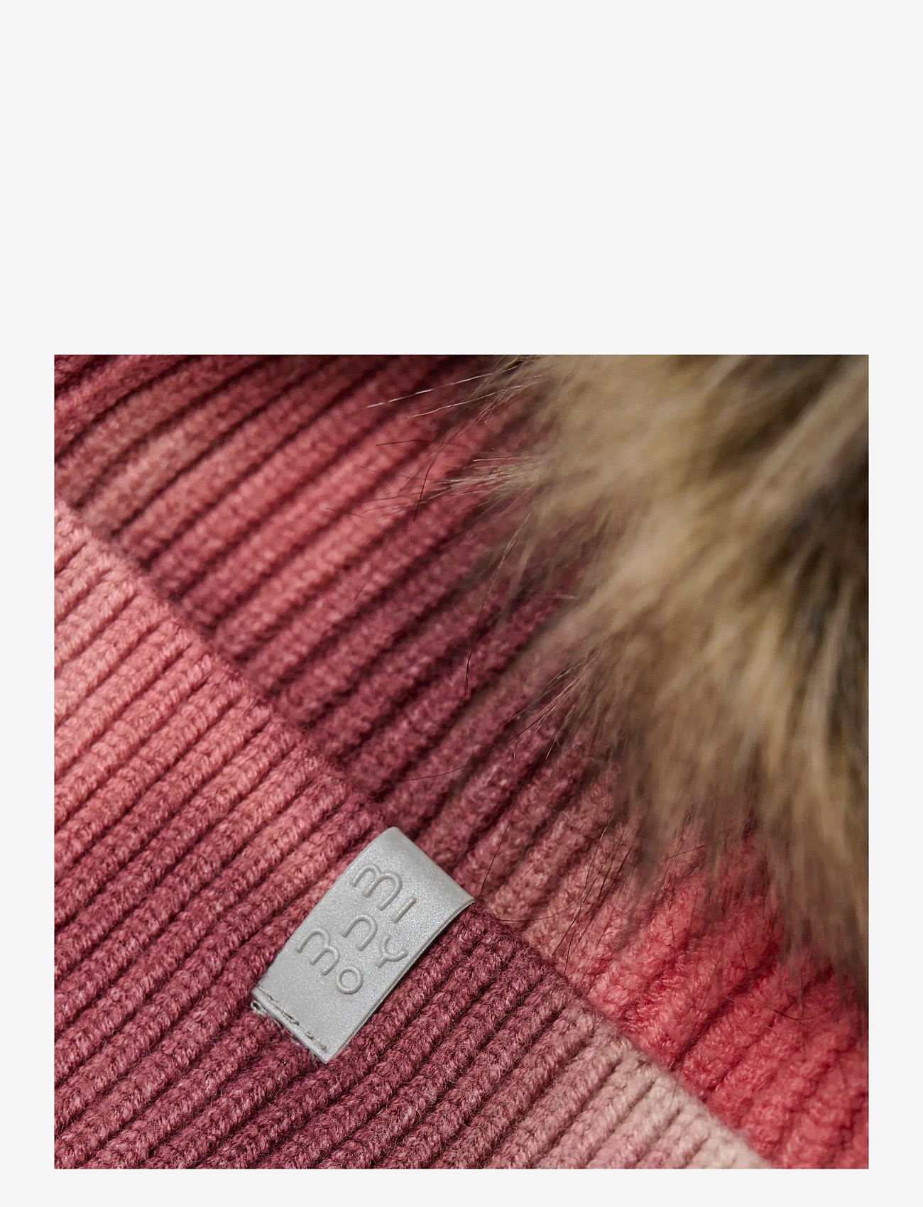 Minymo - Hat w. Fixed Pom Pom - beanies - withered rose - 3