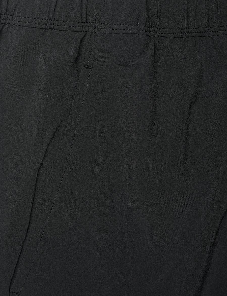 Mizuno - 8 inches Flex Short(M) - träningsshorts - black - 2