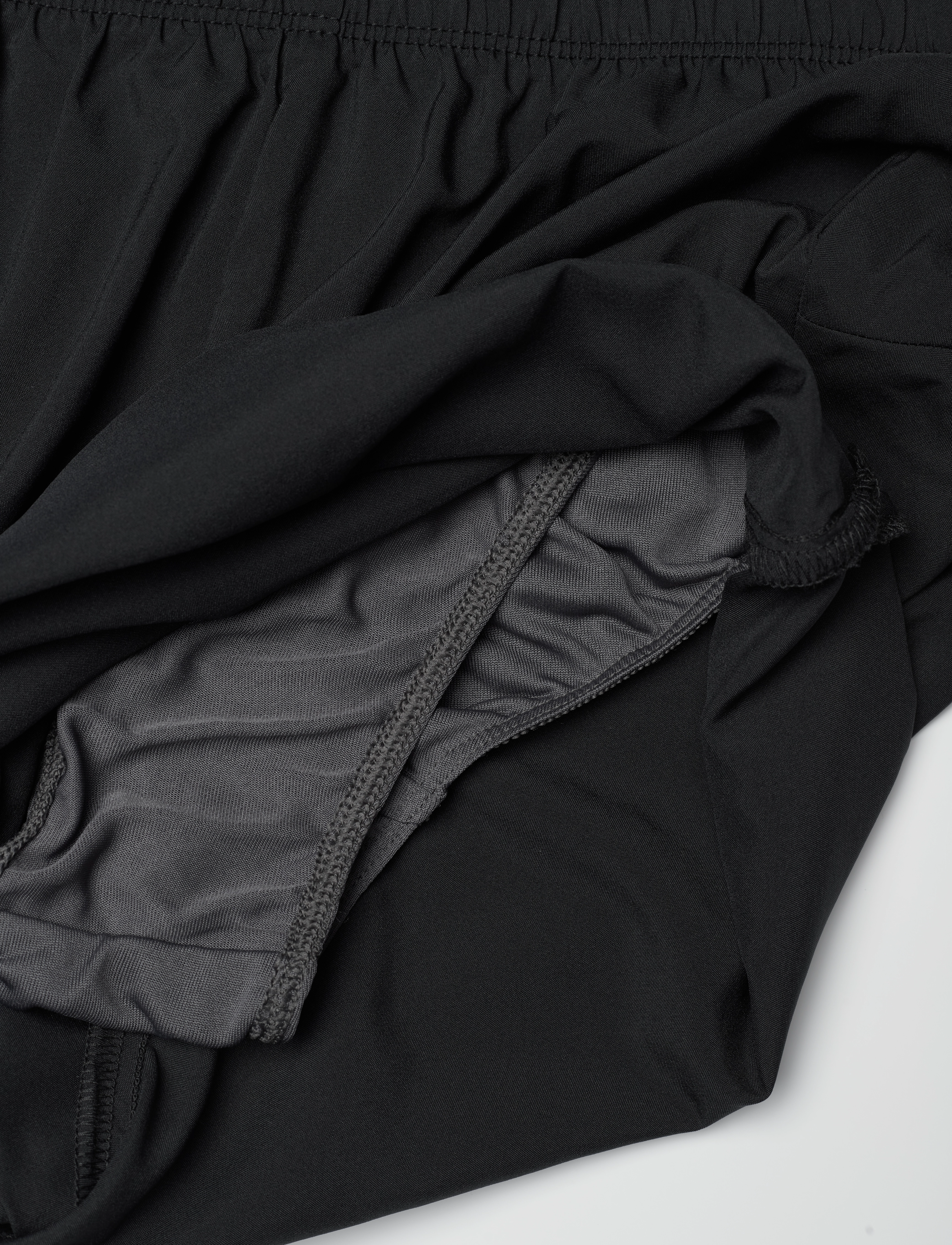 Mizuno - Core 5.5 Short (W) - løbeshorts - black - 2