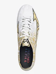 Mizuno - MIZUNO α ELITE AG(U) - football shoes - white/ge gold/black - 3