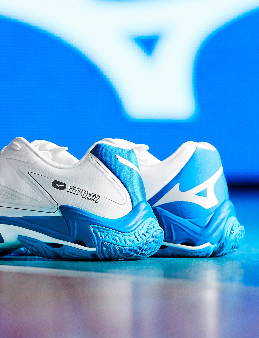 Mizuno - WAVE LIGHTNING Z8(U) - chaussures pour sports d'intérieur - white/moroccan blue/silver - 0
