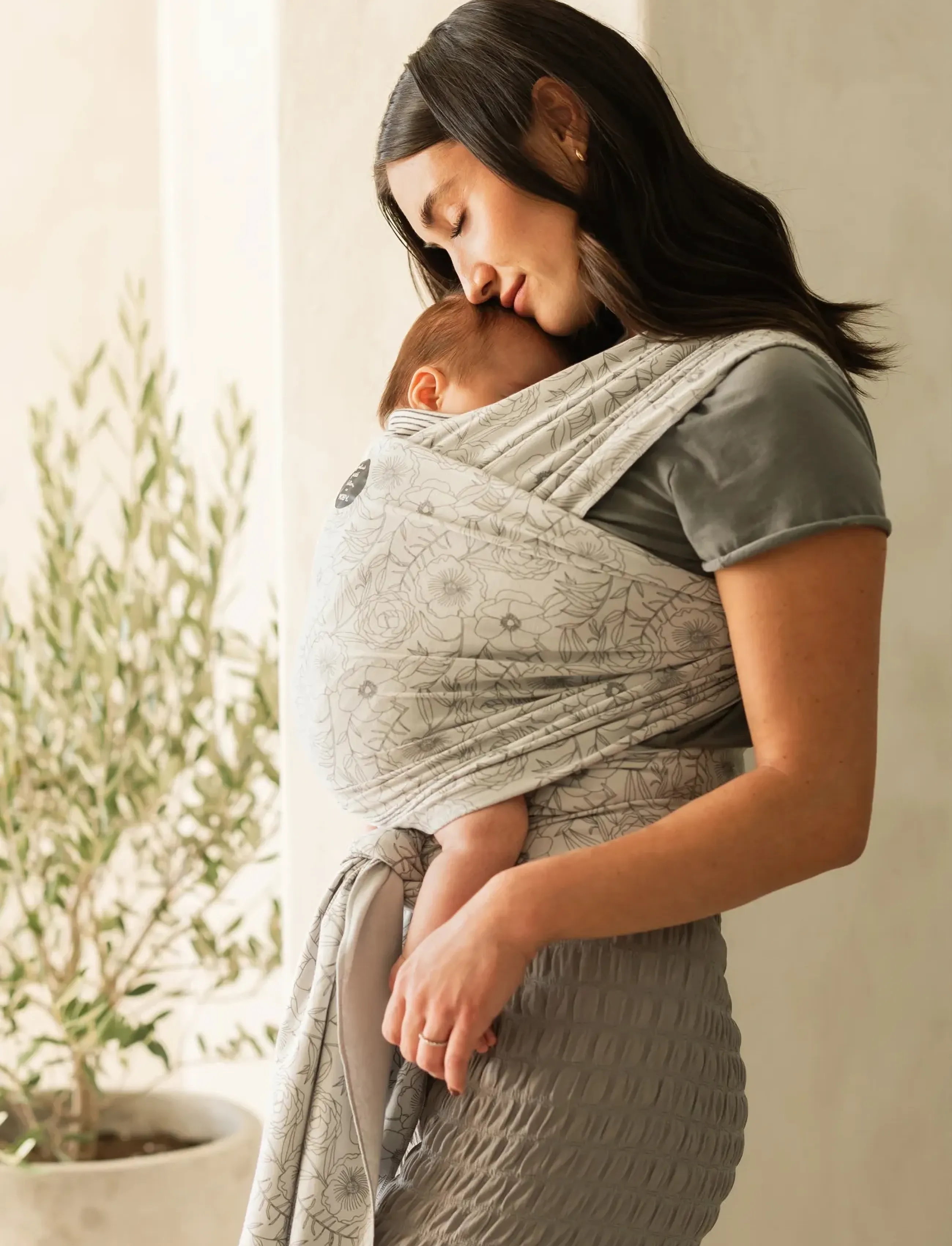 Moby Moby Wrap Classic - Seaside Poppies, One Size, Beige, Baby Pram & Travel > Baby Carriers & Baby Wraps, Børn