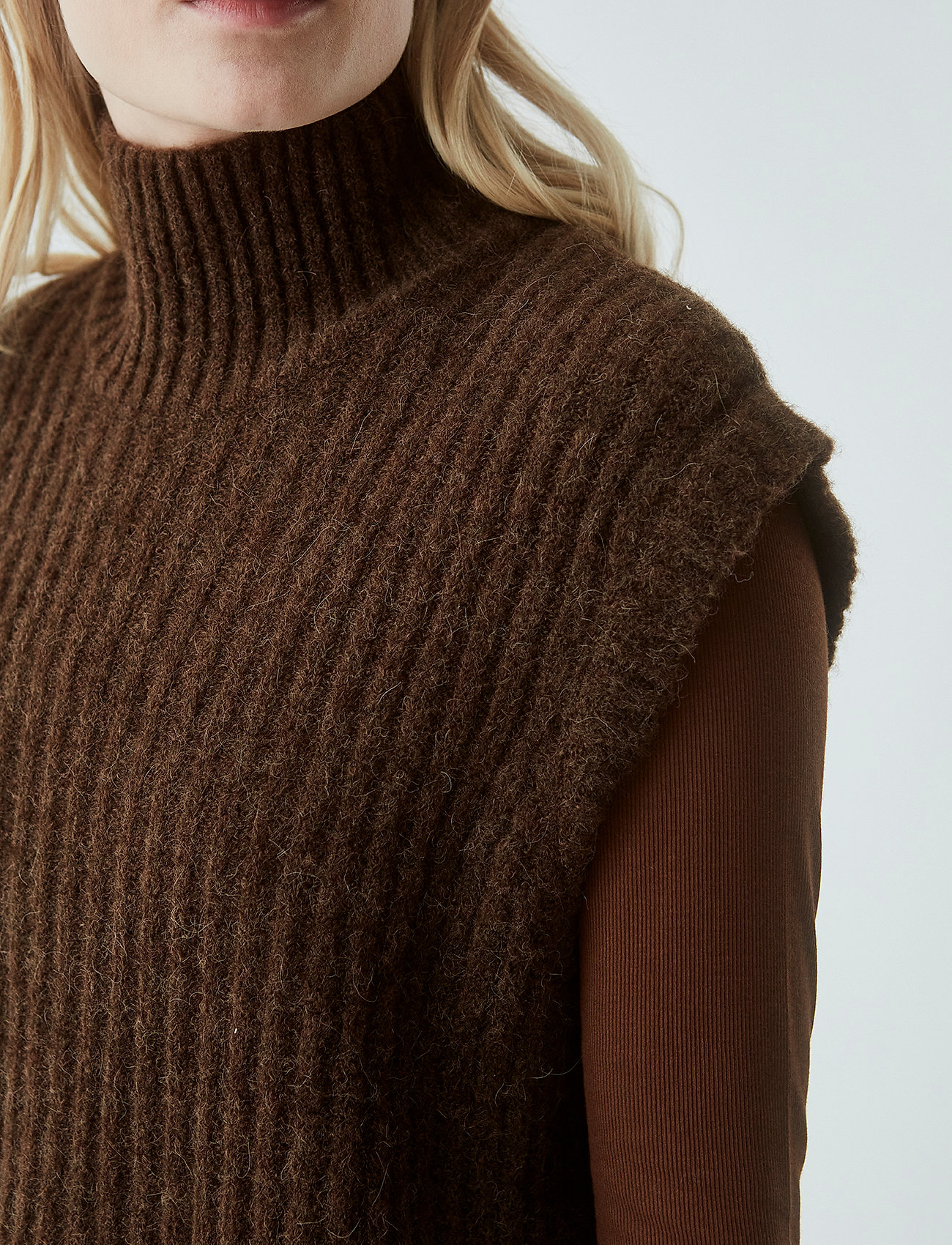 Modström - Goldie vest - pecan - 3