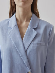Modström - ParkMD blazer - ballīšu apģērbs par outlet cenām - blue heron - 3