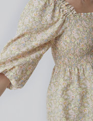 Modström - PhillyMD print dress - midi kjoler - spring bouquet - 3