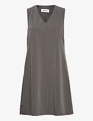 Modström - AbrahamMD dress - korte kjoler - grey pinstripe - 0