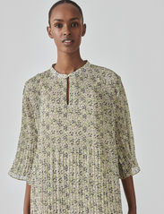Modström - DenaliMd print dress - skjortekjoler - bobble bloom jade - 4