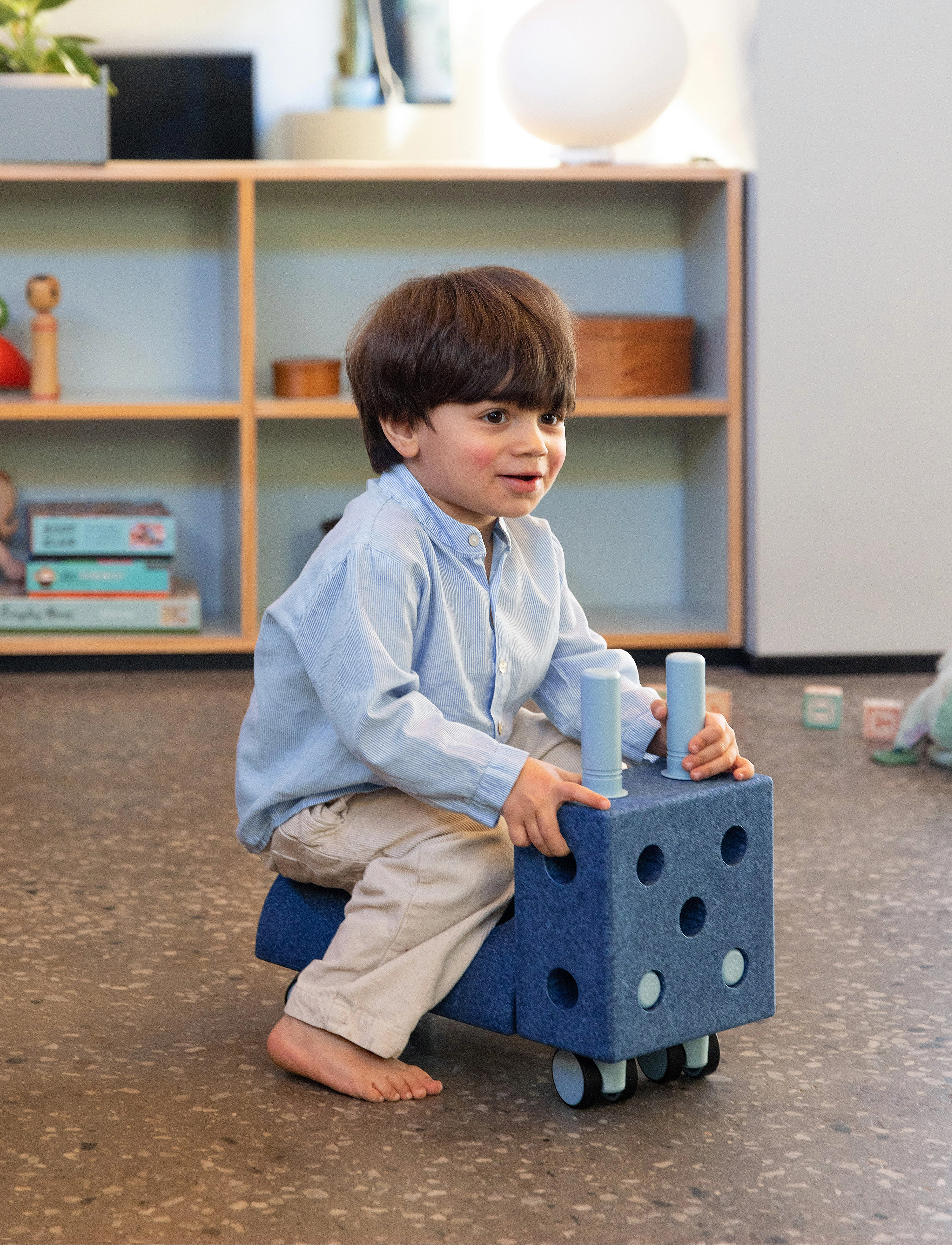 MODU - Tiny Ride - gåbiler - deep blue / sky blue - 3